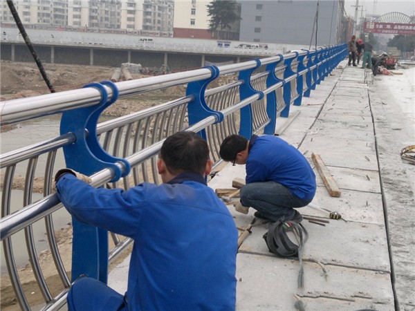 广元不锈钢复合管护栏性能评价标准
